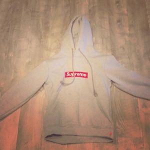 Supreme hoodie